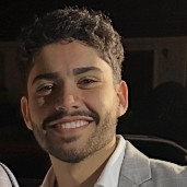 Andrew Makar