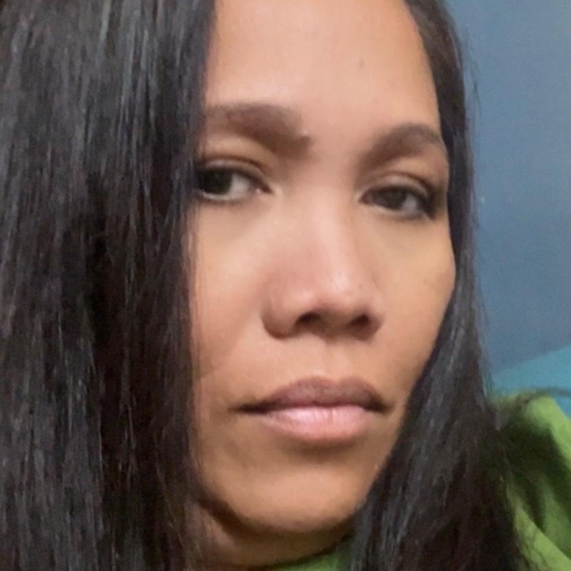 Marivic Valiente