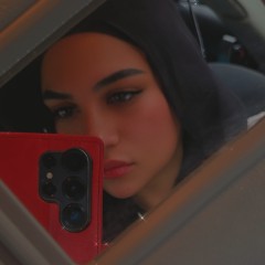 Bella Safaii Abdy