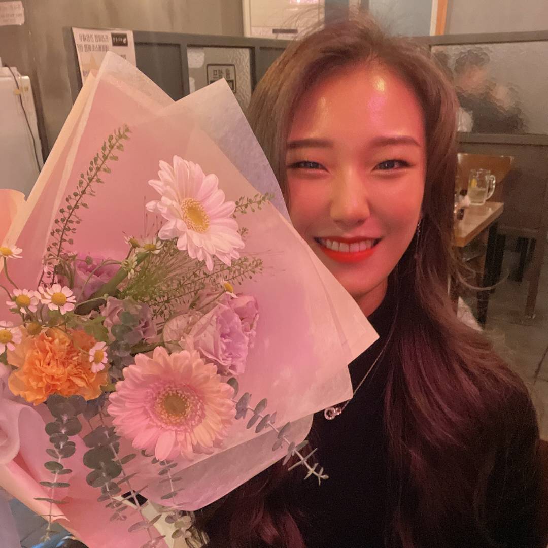 HYEONJIN LEE