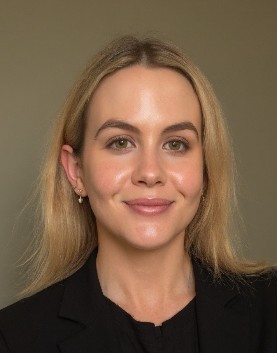 Azra Kerle