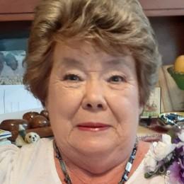 Gloria Lynette Bell