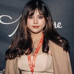 Pei Yu (Bella) Huang