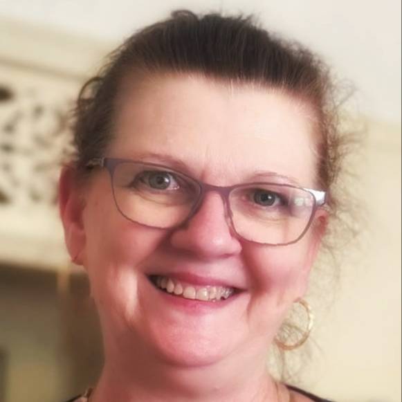 Gayle Knowles