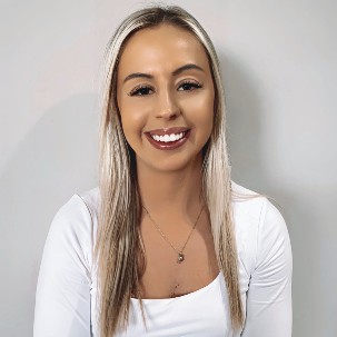Zoe Mott